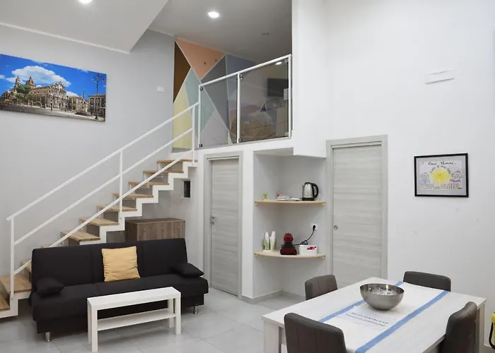 La Corte Di Nonno Mimmo Tatil Evi Katanya