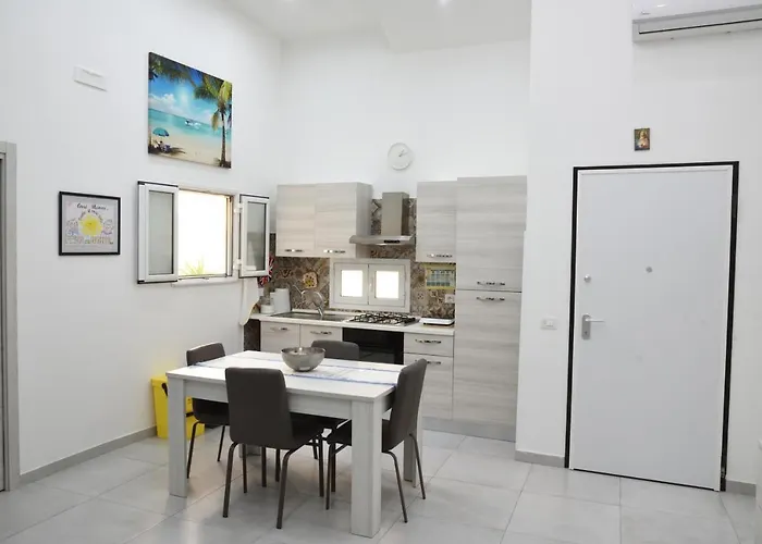 Tatil Evi La Corte Di Nonno Mimmo Katanya